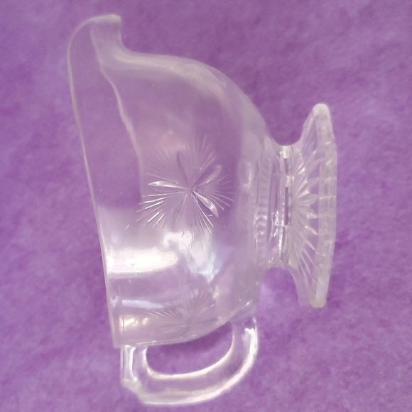 EAPG US Glass Co. No. 15120 (OMN) aka Venus Creamer ca 1910 - Picture 6 of 7